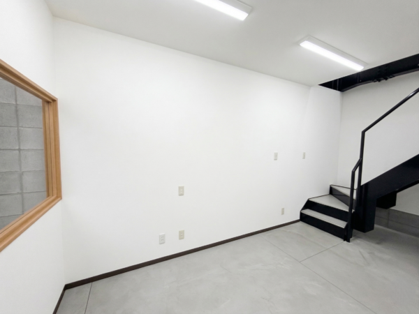 store304 ピース薬局 北花田店